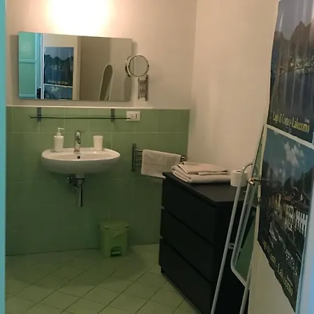 לינה וארוחת בוקר Borghi קומו